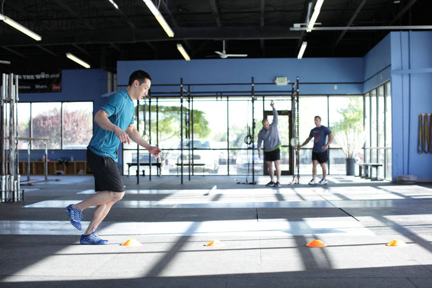 Single-leg hop and stick: start position