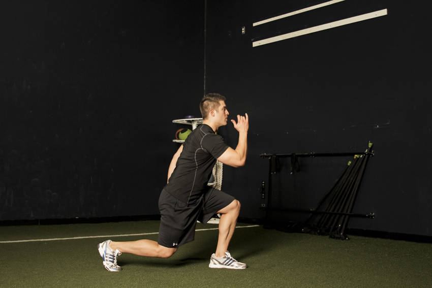 Split jump: start position