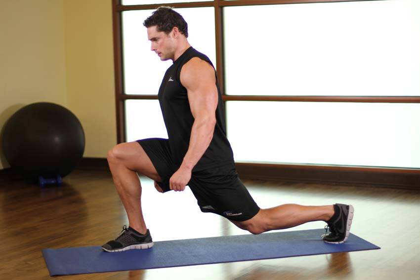 Lunge with rotation (world's greatest stretch): start position